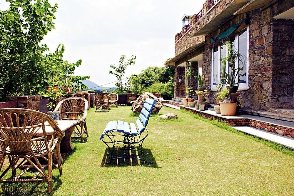 Hotel Devra Udaipur Esterno foto