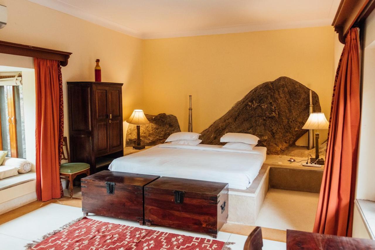 Hotel Devra Udaipur Esterno foto