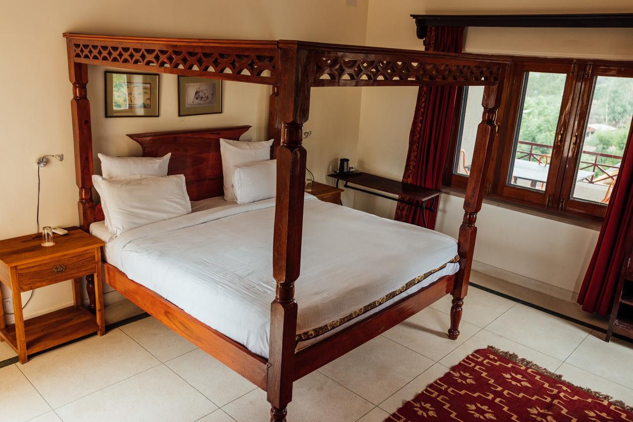 Hotel Devra Udaipur Esterno foto