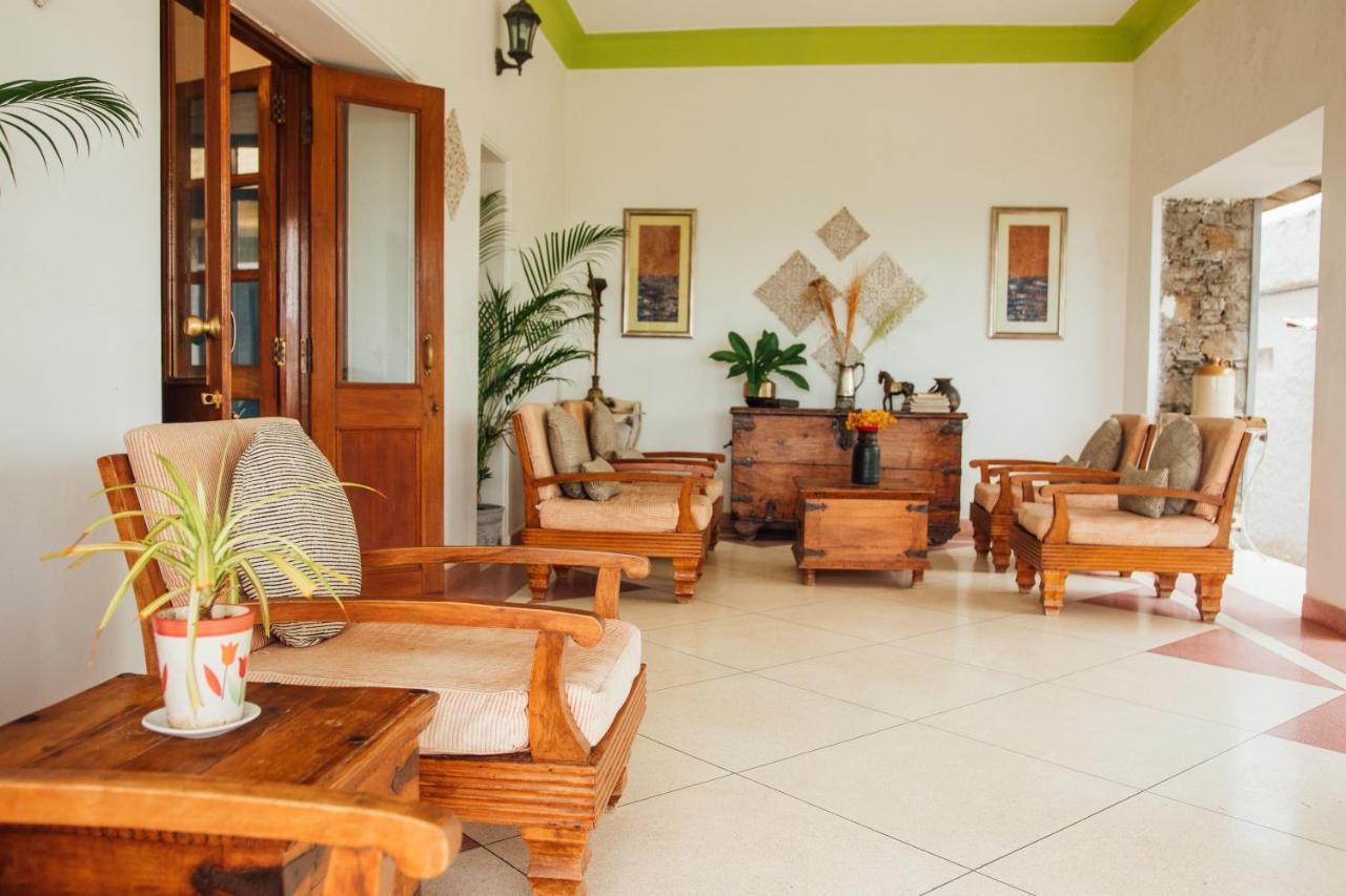 Hotel Devra Udaipur Esterno foto